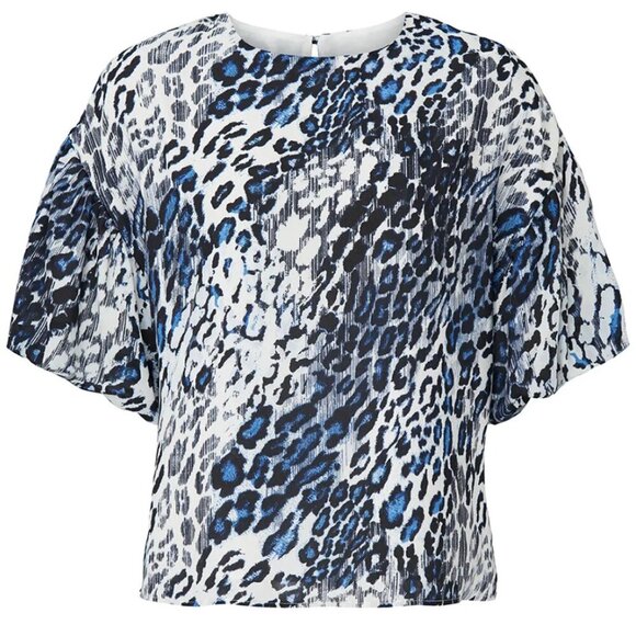 🌸 SLATE & WILLOW Blue and White Leopard Printed Top Size Small - Picture 1 of 10